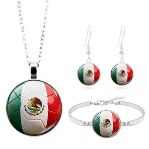 Promotion : Parures de bijoux (collier, bracelet, boucles d'oreilles) à thème Coupe de football et drapeaux internationaux, produits pour supporters de football 2026 - Product Image 2