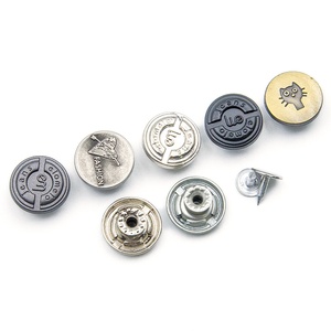 กระดุมโลหะผสมสังกะสีแบบแฟนซี ขนาด 15 มม. 17 มม. รับทำโลโก้ กระดุมเงินสำหรับเสื้อผ้า กางเกงยีนส์ - Product Image 1