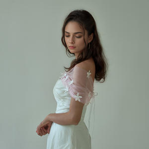 YouLaPan Écharpe de mariée en dentelle, boléro, châle, cape, boléro en maille, châles de mariée, vestes de robe de mariée, boléro à franges, couvre-épaules MG48-P - Product Image 2