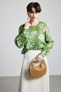 Camisa <span class=keywords><strong>de</strong></span> seda para mujer con bordado artístico vintage, nueva colección otoño 2026, venta al por mayor para boutiques - Product Image 3