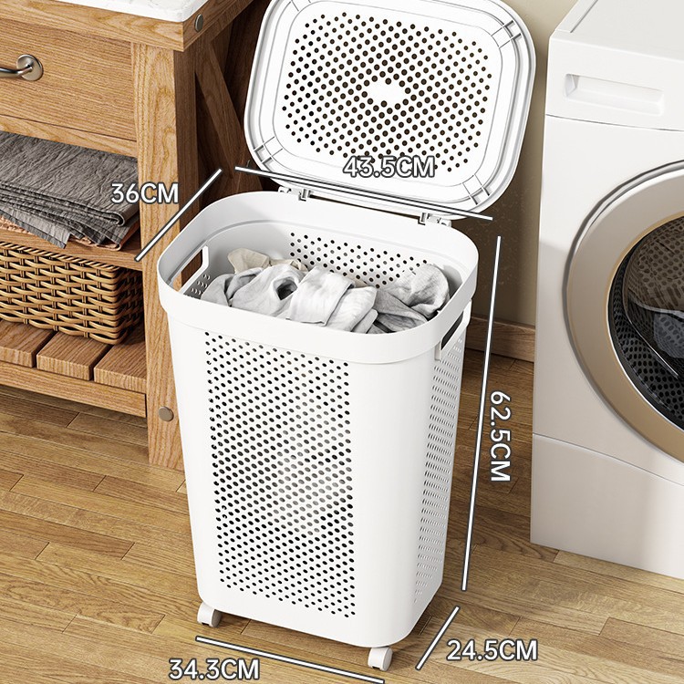 Poignée blanc ivoire, roulettes universelles pivotantes.