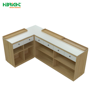 Mostrador de Caja Personalizable Highbright con Acabados de Mármol y Madera para Supermercados y Comercios - Product Image 4