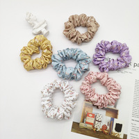 Ikat Rambut Scrunchie Kuning Lucu Custom Grosir untuk Wanita, Dekorasi Kain, Hadiah untuk Anak Perempuan, Scrunchie untuk Rambut Tebal