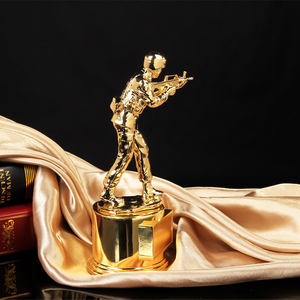 NOUVEAU <span class=keywords><strong>2022</strong></span> Offre Spéciale Cristal Trophée Métal Soldat Jouer Pistolet Cristal Trophée - Product Image 6