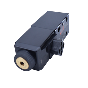 วาล์วควบคุมทิศทางไฮดรอลิกแบบสัดส่วนรุ่น KBCG-3-250D-Z-M1-2-A-PE7-H1-11 ของแท้ ยี่ห้อ KCG KBCG - Product Image 1