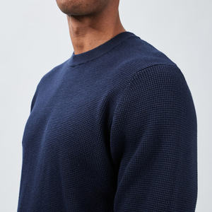 Suéter de Punto Chenilla Texturizado con Cuello Redondo para Hombre, Invierno, Color Taupe, con Acabado Suave y Silueta Relajada para el Fin de Semana - Product Image 4