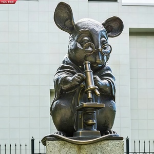 YOUFINE Estatua de Ratón Científico de Bronce para Decoración de Campus - Product Image 1
