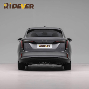 รถยนต์ E QM5 รุ่นปี 2026 ระยะทางวิ่ง 500 กม. รุ่น Shidai Chuxing Edition ปล่อยมลพิษเป็นศูนย์ รถซีดานขนาดกลาง เหมาะสำหรับการเดินทางทางไกล แท็กซี่ และบริการรับจ้างขับรถ - Product Image 1