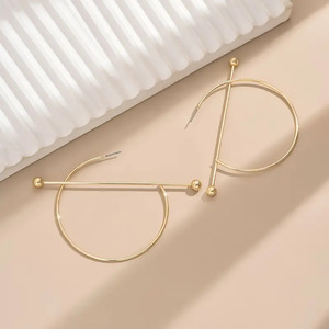 2024 Đồ Trang Sức Thời Trang Bán Buôn Giá Rẻ Hình Học Tình Yêu Lớn Bông Tai Ngọc Trai Retro Gothic Punk Phong Cách Bông Tai Đơn Giản Vòng Bông Tai - Product Image 5