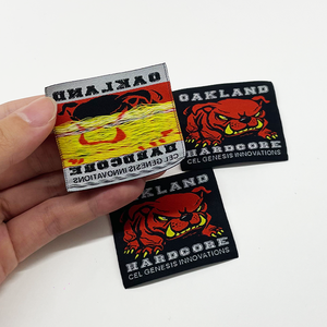 Etiquetas de Ropa Bordadas y Tejidas Ecológicas de Alta Calidad Personalizadas, Modernas y Elegantes - Product Image 5