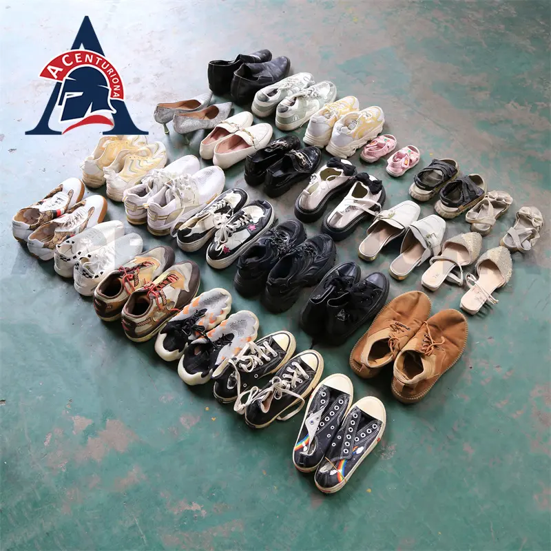 استخدام أحذية التوفير للرجال المستعملة ذات العلامات التجارية الرياضية المستعملة بالجملة من فيتنام تايلاند الولايات المتحدة الأمريكية كاراتشي