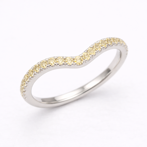 Anillo de platino con diamantes de alta gama para mujer, accesorio de joyería fina con diseño atemporal para bodas, fiestas y aniversarios - Product Image 2