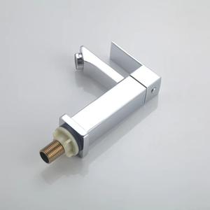 En gros Moderne Salle De Bain Chrome Monté Sur Pont Mitigeur D'<span class=keywords><strong>eau</strong></span> <span class=keywords><strong>Froide</strong></span> Simple Lavabo Carré En Zinc <span class=keywords><strong>Robinet</strong></span> de Lavabo - Product Image 5