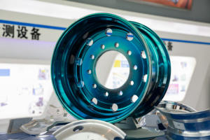 Jantes en alliage d'aluminium double poli pour jantes de camion et de remorque 24.5x8.25 - Product Image 6