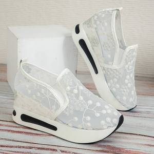 <span class=keywords><strong>Sneakers</strong></span> Slip-On da <span class=keywords><strong>Donna</strong></span> Verde Menta con Motivo Floreale in Pizzo - Suola con Cuscinetto d'Aria, Rete Traspirante, Scarpe Casual Eleganti e Comode per Donne - Product Image 5