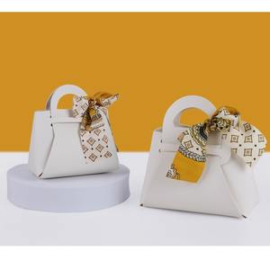 Bolsa de Regalo de Boda de Cuero Mini Reciclable con Logotipo Personalizado, Caja de Dulces Portátil, Caja de Regalo de Cuero con Listón - Product Image 4