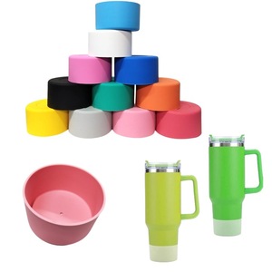 Housse de protection en silicone compatible avec la plupart des bouteilles d'eau, manchon antidérapant pour le fond, housse en silicone pour bouteille de 32/40 oz - Product Image 1