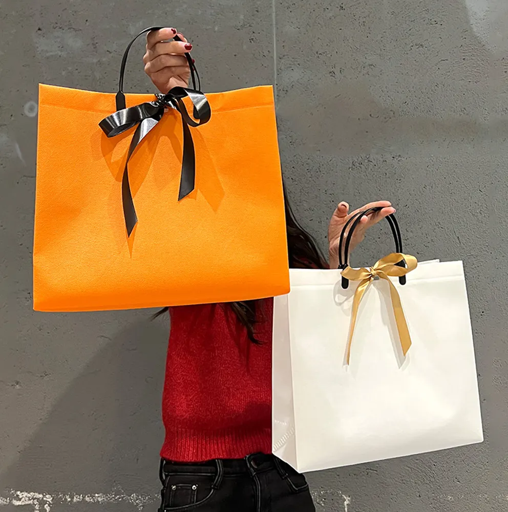 Upscale exquisite gift bag with bow ribbon multi-color handbag custom LOGO handbag