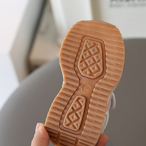 2025 Sneakers Unisex per ragazzi e ragazze nuove primavera e autunno Patchwork scarpe da corsa per bambini - Product Image 6