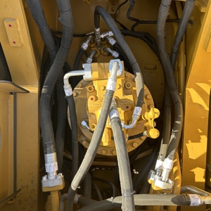 รถขุดตีนตะขาบ Caterpillar 336D ขนาด 36 ตัน รุ่นปี 2024 ปั๊มไฮดรอลิก บุ้งกี๋ขนาด 1.88 เมตร กำลัง 208 กิโลวัตต์ ชั่วโมงการใช้งานต่ำ ให้เช่า - Product Image 5