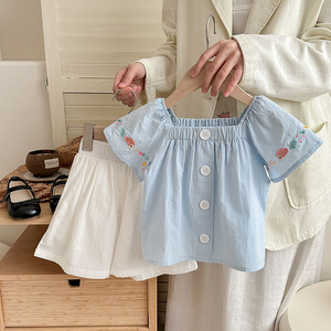 2025 estate camicia bianca Casual a maniche corte da ragazza con ricamo di buona qualità Set di due pezzi con pantaloncini - Product Image 4