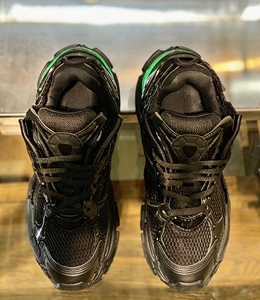 Nouvelles baskets de sport décontractées 2026 de luxe avec design LED, en fibre de polyuréthane, chaussures de marche respirantes de haute qualité pour hommes - Product Image 3