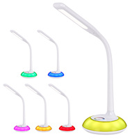 Fabrication de produits modernes pour la protection des yeux Lampe de table pliable de conception nouvelle Lampe de bureau à DEL avec gradateur tactile et éclairage RVB