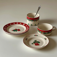 Assiettes de Noël en porcelaine à motif baies d'hiver, compatibles lave-vaisselle, vaisselle OEM, vente en gros en vrac pour l'Amérique du Nord