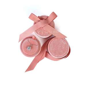 Caja de terciopelo de alta calidad para collares y pulseras, caja de almacenamiento de joyas personalizada, caja de terciopelo con lazo, caja de regalo para anillos de diamantes, elegante caja de gamuza para pendientes. - Product Image 5