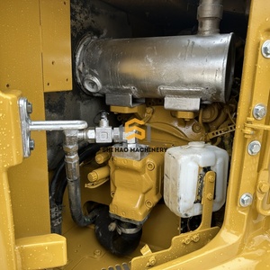 รถขุดไฮดรอลิกแบบตีนตะขาบ Caterpillar 310 มือสอง นำเข้าจากต่างประเทศ สำหรับงานเกษตรกรรมและจัดสวนที่อยู่อาศัย - Product Image 5