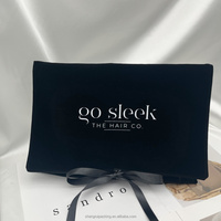 Pochette cadeau personnalisée en velours suédé noir avec ruban pour vêtements, extensions capillaires et perruques
