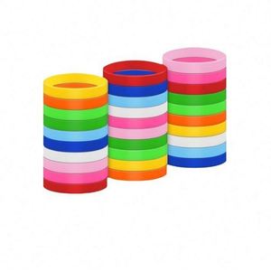 Bracelet en silicone imprimé sur mesure avec design en relief ou en creux, bracelets en caoutchouc personnalisés pour événements sportifs et mode - Product Image 2