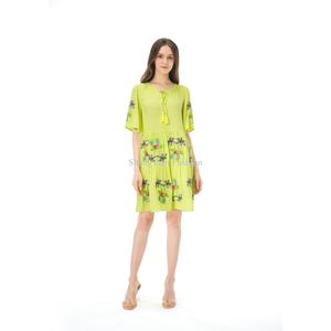 Robe courte pour femme à col rond, avec logo personnalisé, design floral brodé, manches courtes, couleur verte - Product Image 5