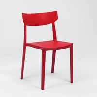 Chaise de salle à manger ergonomique empilable en polypropylène brun