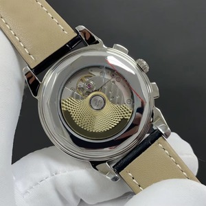 Montre automatique chronographe de luxe en or rose pour homme, avec calendrier perpétuel, phases de lune, lunette sertie de diamants et bracelet en cuir - Product Image 6