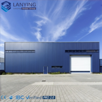 Entrepôt préfabriqué en structure métallique, bâtiment industriel en métal, atelier, hangar, conception durable sur mesure, certifié CE