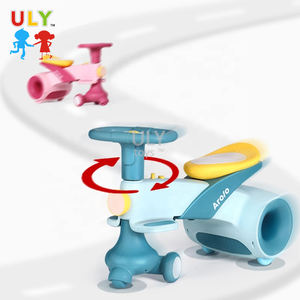 لعبة سيارة بلاستيكية رائجة جديدة ذات لونين تعمل بالبطارية للأطفال لعبة متعددة الوظائف لأعمار من <span class=keywords><strong>2</strong></span> إلى 4 سنوات - Product Image 1