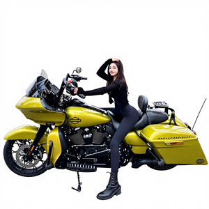 Harley-Davidson 1600 de Segunda Mano, Motocicleta Cruiser de Cilindro en V, Diseño Retro Yueku, Estilo Vintage, Atractivo para los Amantes de lo Clásico - Product Image 1