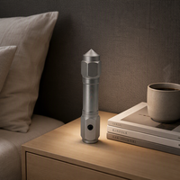 Lampe torche multifonctionnelle portable à 8 LED, étanche IP44, en alliage d'aluminium, alimentée par piles AAA, avec marteau de sécurité
