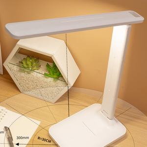 Lámpara de Escritorio LED Profesional Recargable con Batería Integrada, Luz de Lectura para Oficina, Táctil, Regulable, Moderna, para Mesa de Noche o Estudio - Product Image 4