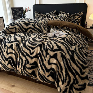 <span class=keywords><strong>Set</strong></span> di Biancheria da Letto Aoyatex con Stampa Leopardata, <span class=keywords><strong>Copripiumino</strong></span> in Velluto <span class=keywords><strong>Flanella</strong></span> Bianco e Nero Personalizzato - Product Image 5