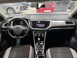 FAW Usado para VW <span class=keywords><strong>T</strong></span>-<span class=keywords><strong>Roc</strong></span> 1.4T 150hp L4 5 Puertas 5 Plazas SUV Compacto Caja de Cambios Automática Motor Turbo Asientos de Cuero Volante a la Izquierda Buen Estado - Product Image 3