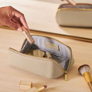 Bolsa de cosméticos de cuero PU Ropa interior y almacenamiento de cosméticos Cremallera Bolsas de maquillaje de resina Bolsa de almacenamiento portátil para viajes Mujeres - Product Image 5