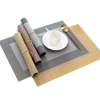 STARUNK Sets de table résistants à la chaleur et antidérapants pour table à manger, lavables, durables, en vinyle tissé, sets de table en PVC, luxe pour la salle à manger