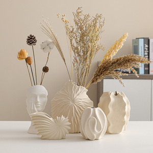 Florero de cerámica nórdico moderno, diseño transfronterizo blanco esmerilado, decoración suave creativa para sala de estar, esmalte mate para el hogar - Product Image 3