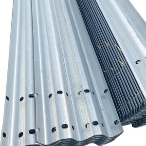 耐久性鋼金属建設用交通障壁耐候性3ビームガードレール高交通道路過酷条件 - Product Image 1