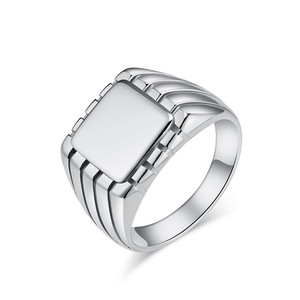 Minimalist, unisex, minimalist, glossy square stamp <b>titanium</b> steel <b>ring</b>, niche design, suitable for everyday commuting. - Product Image 5