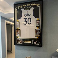 Cadre d'affichage en jersey avec protection UV 98% acrylique et cintre pour affichage de maillots de football de basket-ball de baseball
