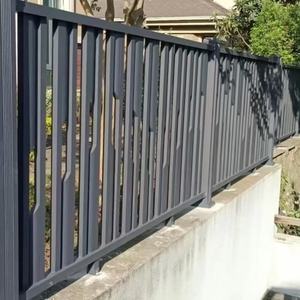 Portails de clôture modernes en aluminium noir thermolaqué, clôture de jardin extérieure économique en alliage d'aluminium, treillis à lames verticales, modélisation 3D - Product Image 5