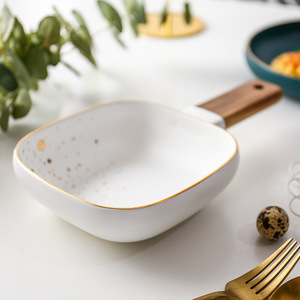 Piatto <span class=keywords><strong>di</strong></span> ceramica moderna <span class=keywords><strong>di</strong></span> lusso quadrato con manico in legno eco-friendly per feste con piatto <span class=keywords><strong>di</strong></span> bistecca - Product Image 6
